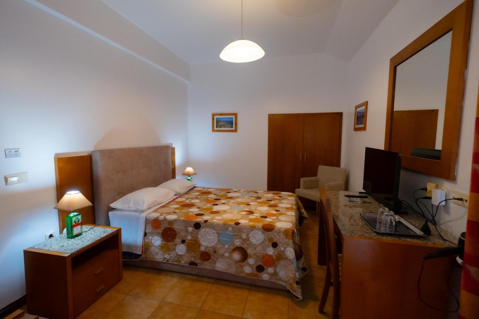 Residencial Familia Hotel Машику Екстериор снимка
