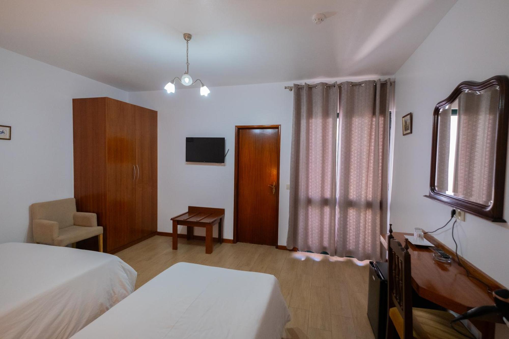 Residencial Familia Hotel Машику Екстериор снимка